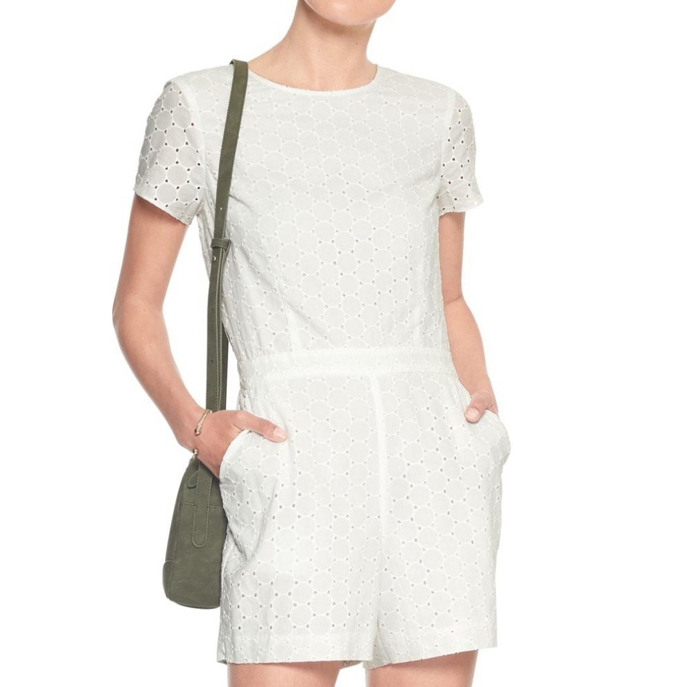 💥New Item💥NWT Bannana republic  romper